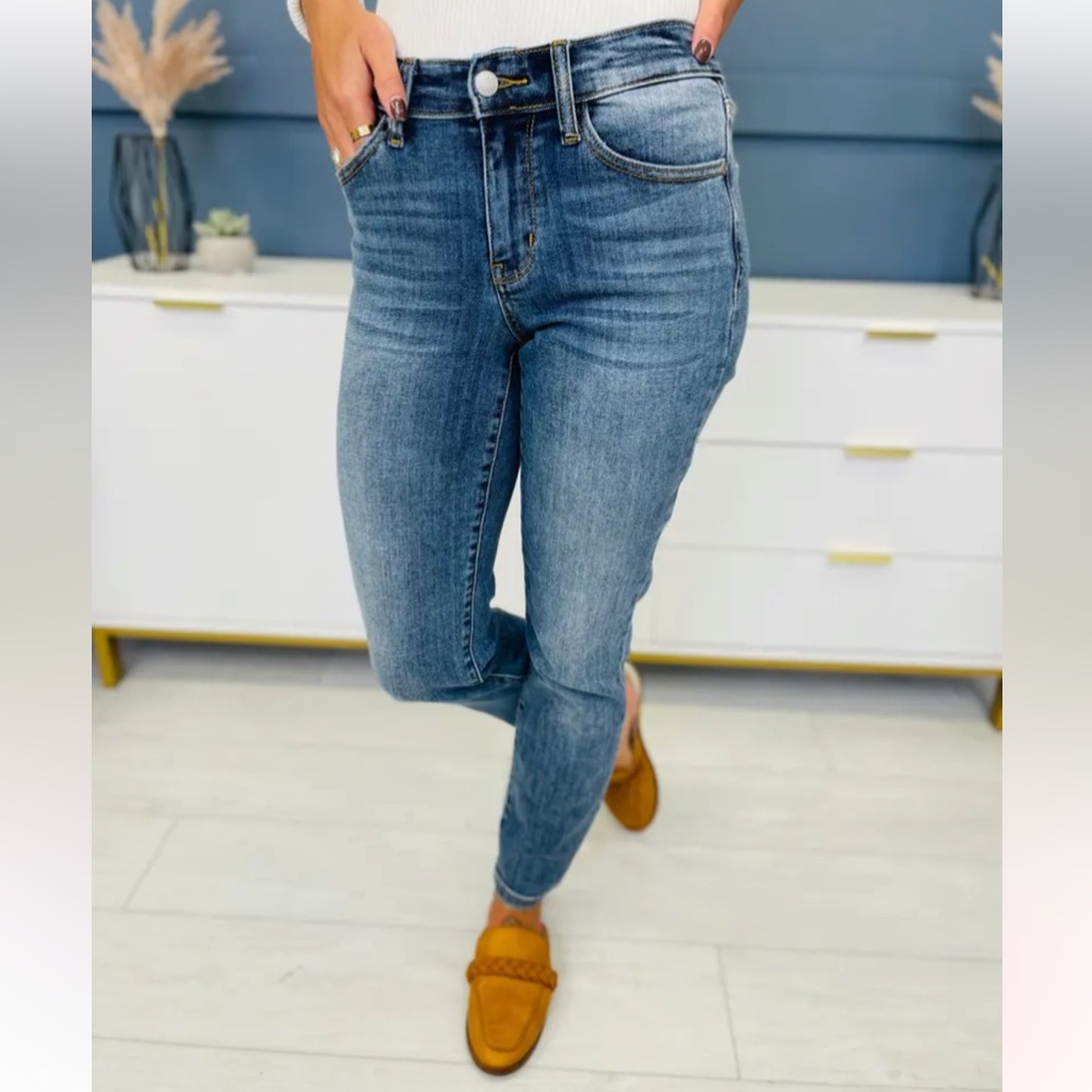 Judy Blue Jeans Plus/Reg Slim Fit Jeans